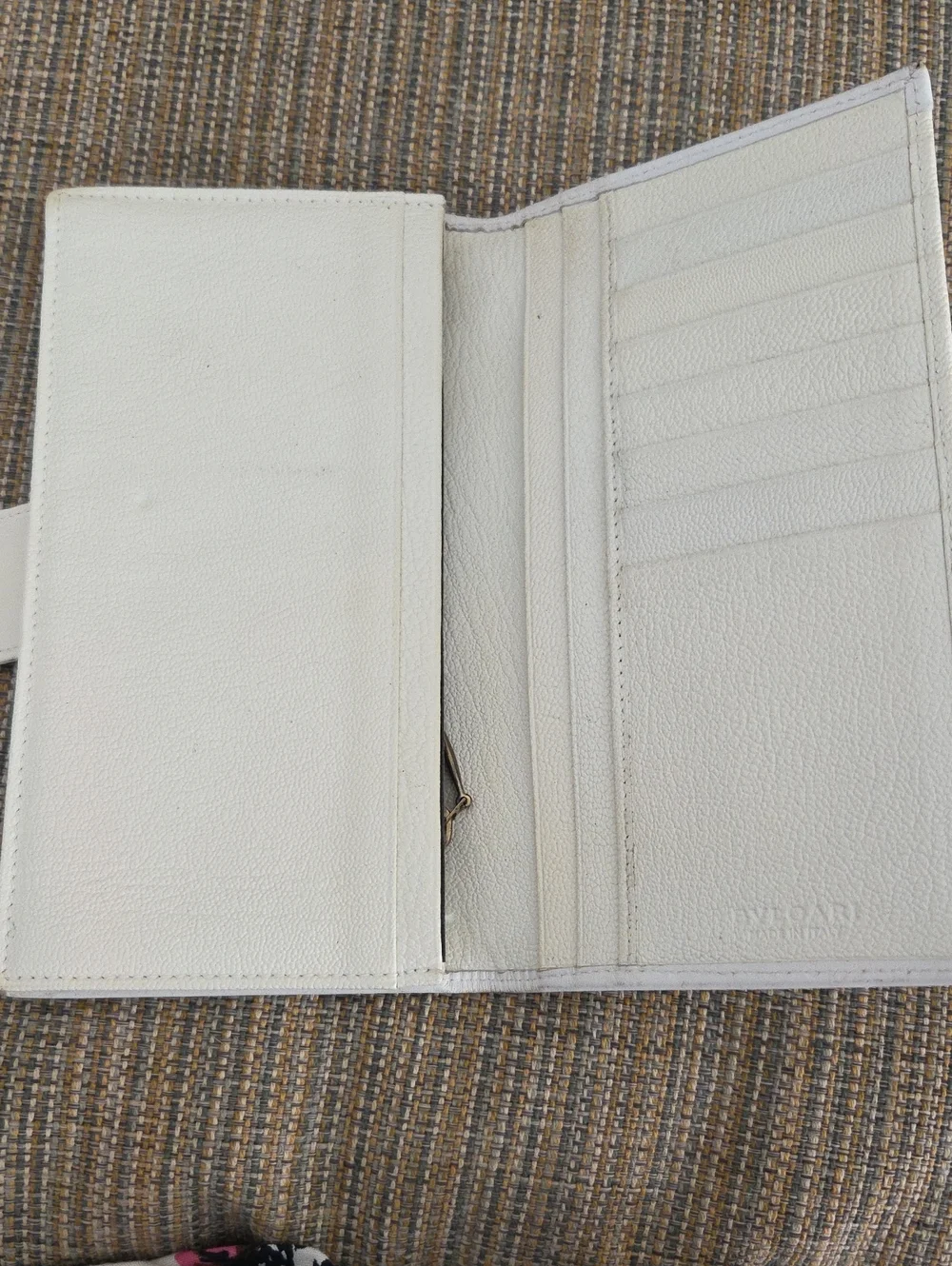Bulgari White Leather Wallet with Gold-Tone Logo